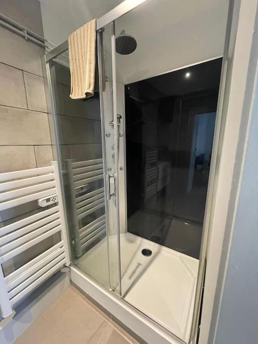 Elegant 2 Chambres Square Saint Amour Безансон Екстериор снимка